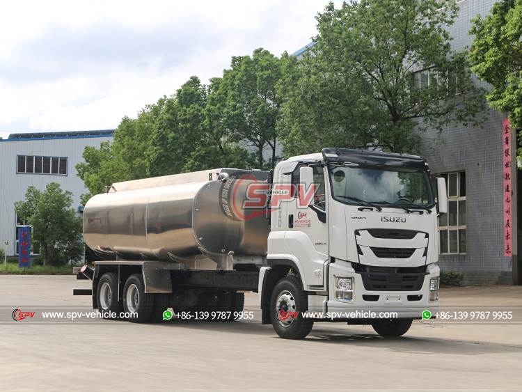ISUZU GIGA 6x4 Fuel Carrying Truck - Front Right Side